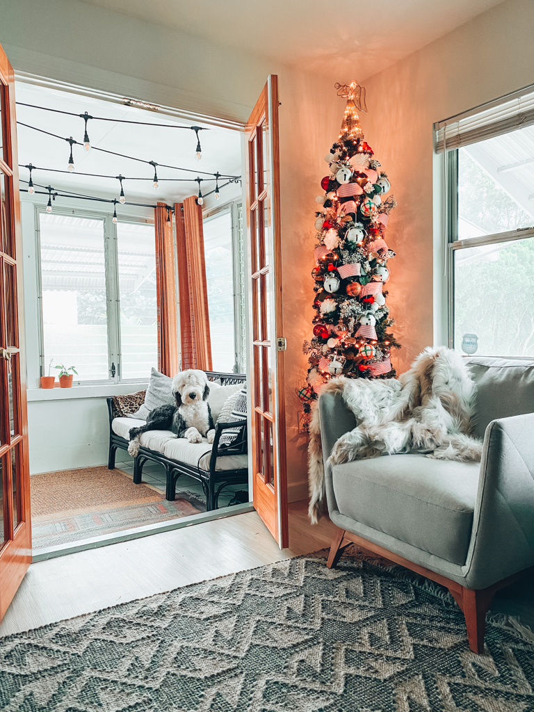 Christmas Garland, Tree and Other Holiday Décor in our Bungalow