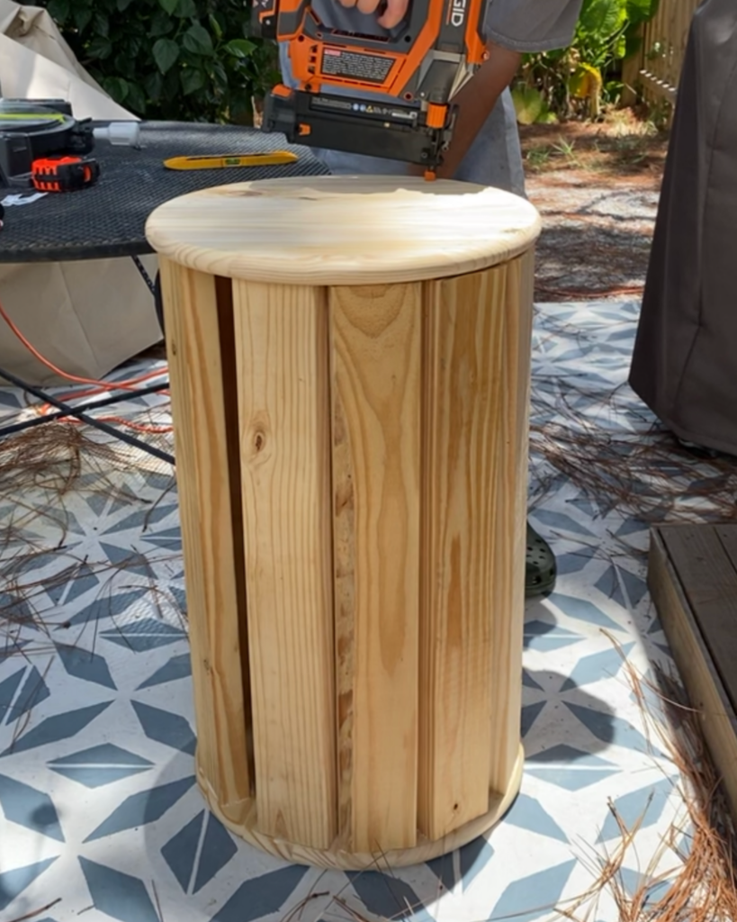 Diy Wood Slat Drum Table Base How To, How To Make A Round Table Base