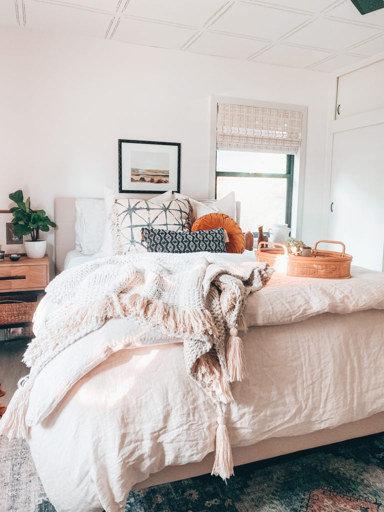 Guide to Fluffy Bedding + Our New Master Bedding