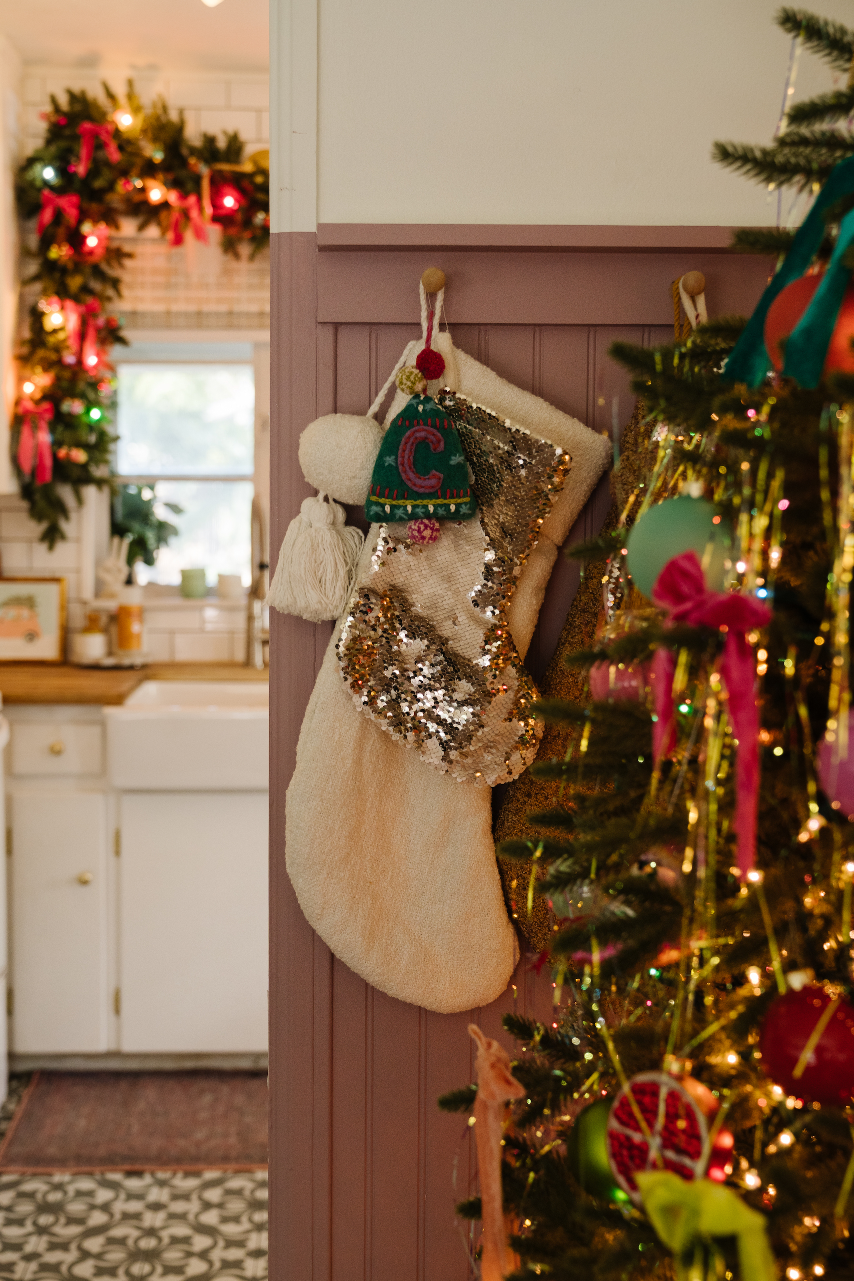 Velvet-Ribbon Ornaments  Holiday Crafts - New England